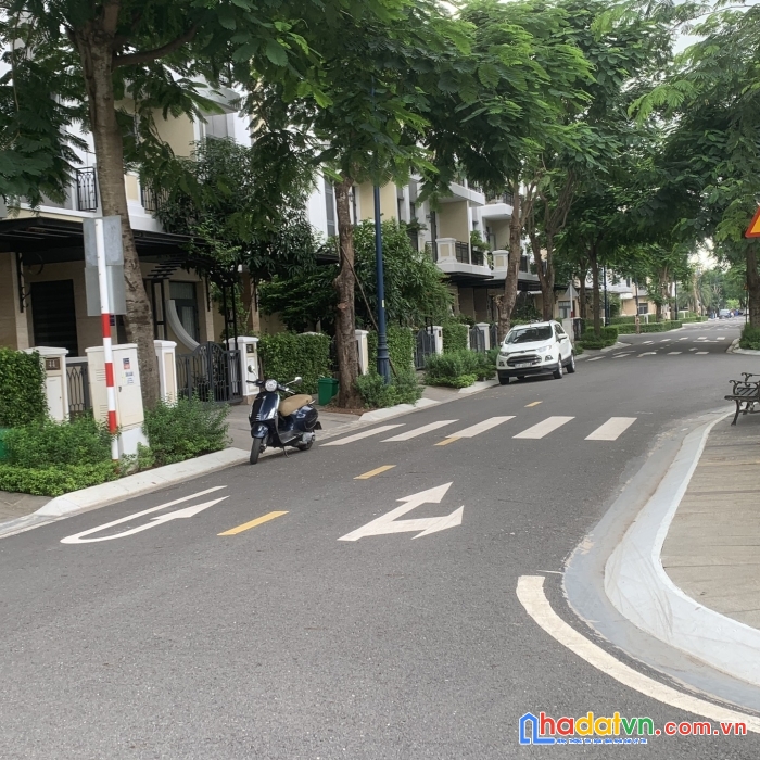 Nhà phố 4pn verosa khang điền quận 2