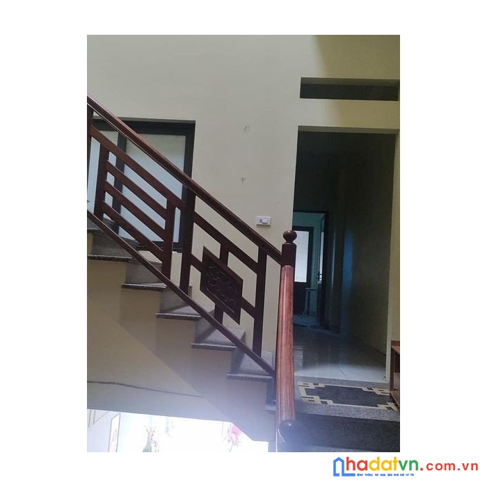 Chính chủ cần cho thuê nhà 3 tầng tại trục chính gần công viên lãm làng, vân dương, vân dương, bắc
