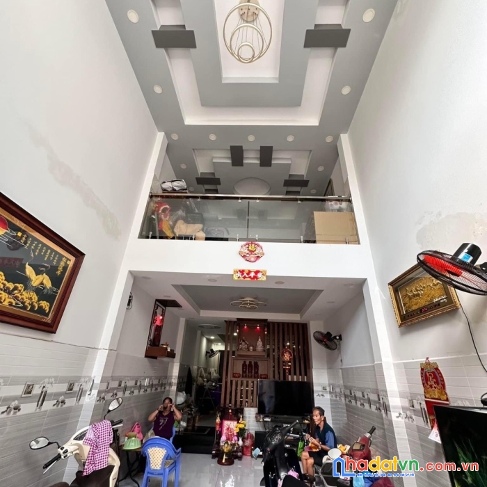 Bán nhà hxh đất mới, p.btđ, quận bình tân