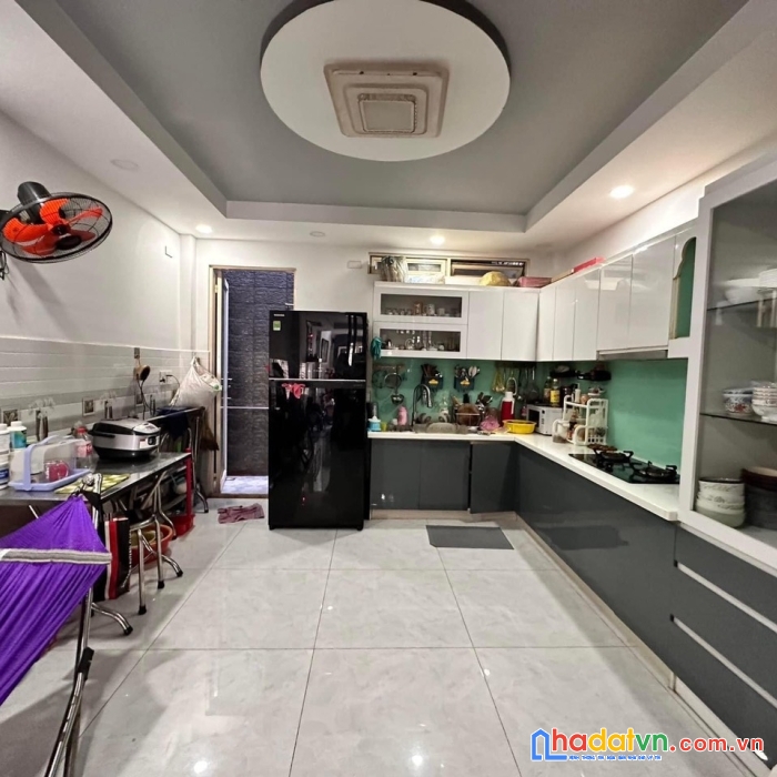 Bán nhà hxh đất mới, p.btđ, quận bình tân