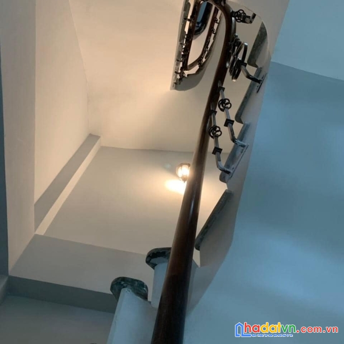 Bán nhà mặt phố vân hồ 3, gần công viên thống nhất