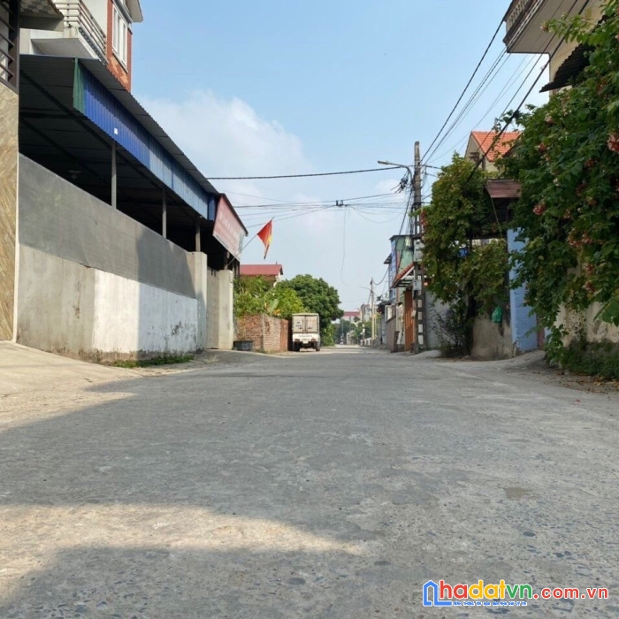 Chủ cắt lỗ sâu bán hoa hậu nguyên khê, đông anh. hà nội. đường 2 xe 50 chỗ tránh, giá cực đẹp