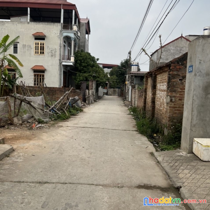 Cần bán lô đất đẹp 100m2 xuân bách, quang tiến, sóc sơn. đường trước đất ô tô tránh nhau.