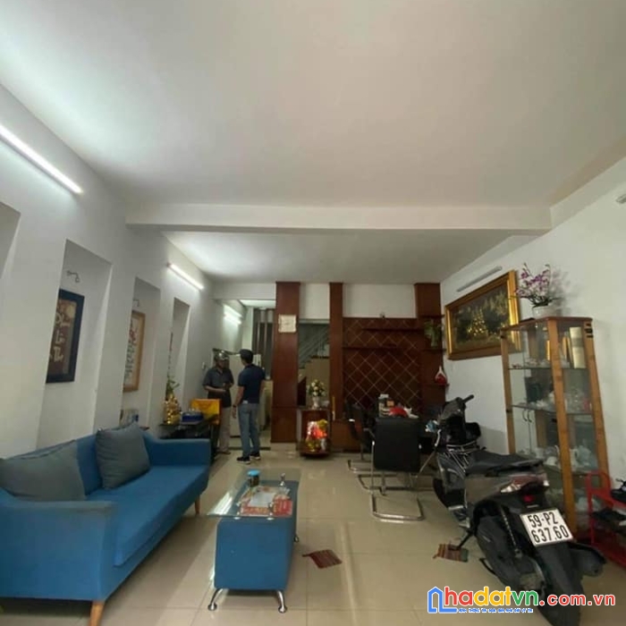 Hàng hiếm q3, hxh vô nhà lê văn sỹ, vừa ở vừa mở shop, vp, 3 tầng, 4pn, dtcn đủ 60m2, 11 tỷ