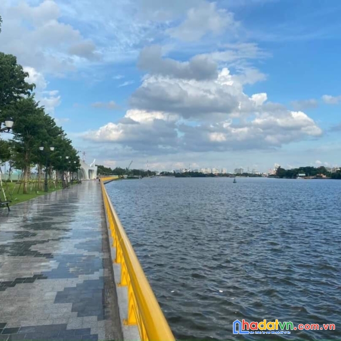 Bán gấp lô đất biệt thự mt đường số 7, p.linh trung, tp.thủ đức.