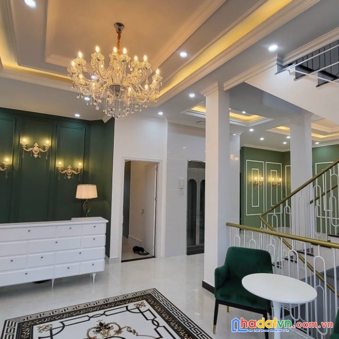( loa loa ) bán gấp khách sạn 15 phòng ngủ view siêu đỉnh đường khe sanh, p10, tp.đà lạt