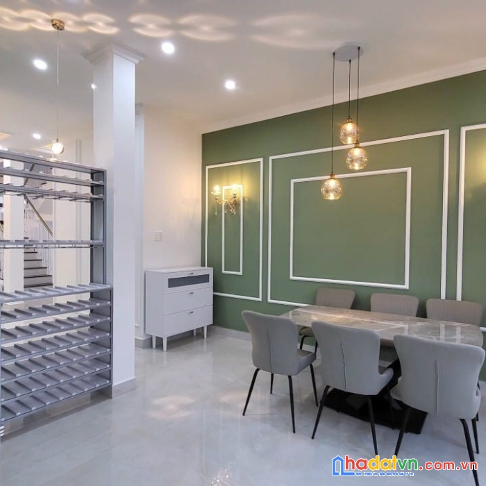 ( loa loa ) bán gấp khách sạn 15 phòng ngủ view siêu đỉnh đường khe sanh, p10, tp.đà lạt