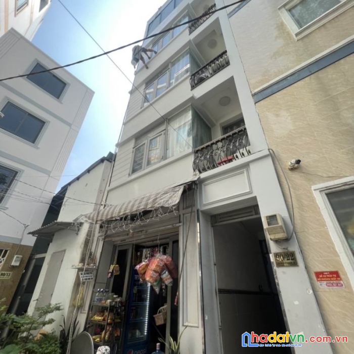 Doanh thu gần 1 tỷ 1 năm giá chỉ hơn 10 tỷ ngay vincom gò vấp giá 10 tỷ hơn.