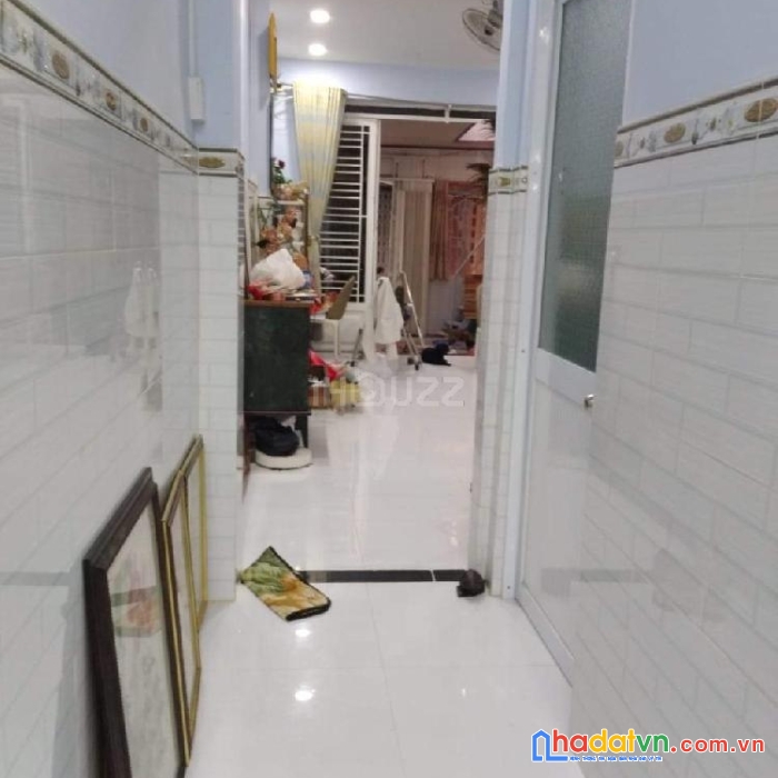Bán gấp nhà nhà hẻm lạc long quân, p.3, quận 11