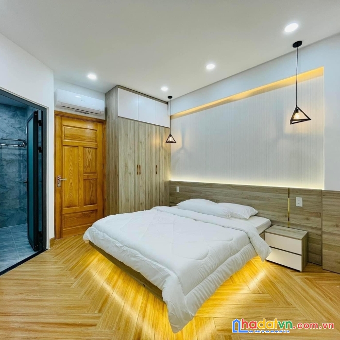 Chdv 6 tầng, hxh nguyễn thái bình, thang máy, 23pn, full nt, dt 1.6 tỷ/n, ngang 6m, 21 tỷ