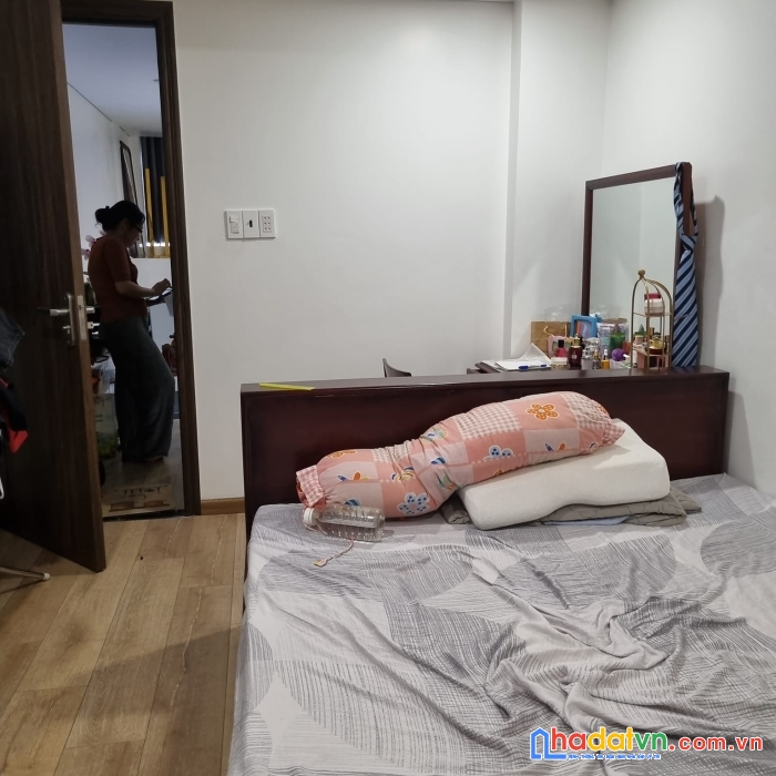 Bán gấp nhà đẹp hẻm thông nguyễn đình chiểu, q3 