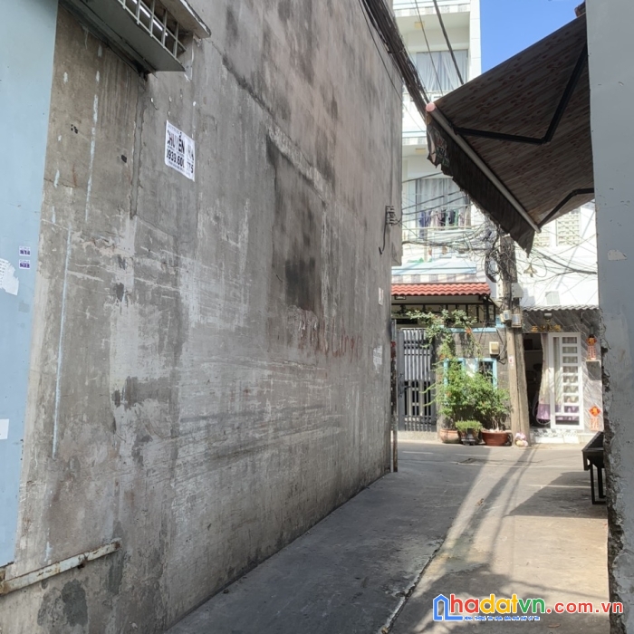 Cần bán nhà 114m2 đường nguyễn văn luông, hẻm 4m giá 10 tỷ