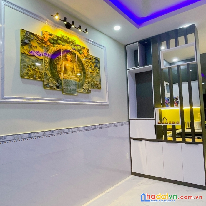 Cần tiền bán gấp nhà hẻm âu cơ, p.5, quận 11