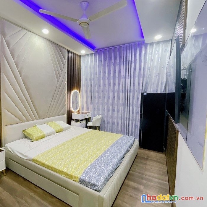 Cần tiền bán gấp nhà hẻm âu cơ, p.5, quận 11