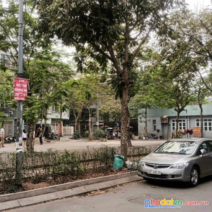 Bán nhà liền kề văn phú 82,5mx4,5tx5pn. giá 13,99 tỷ