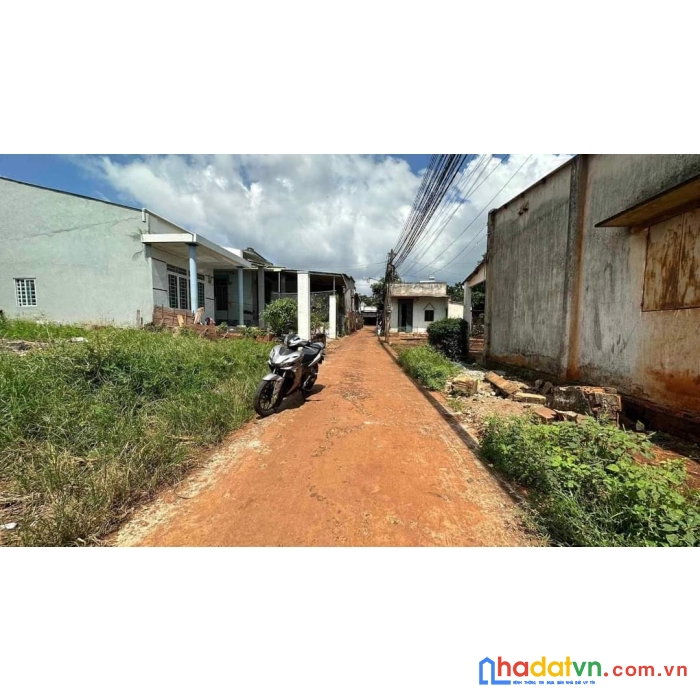 **chú làm ăn thua lỗ cần bán miếng đất 250m2 giá 190 triệu**