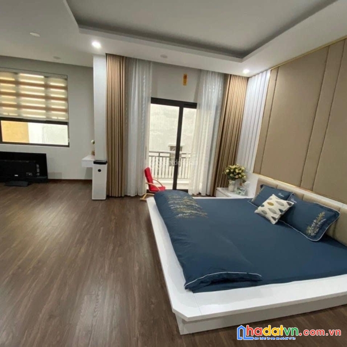 Bán nhà trần khát chân 65 4t thang máy mt6m 8.x tỷ