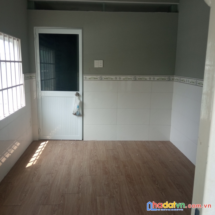 Cần bán gấp nhà góc 2 mặt hẻm lạc long quân, quận 11 (32.8m2) chỉ 3.05 tỷ