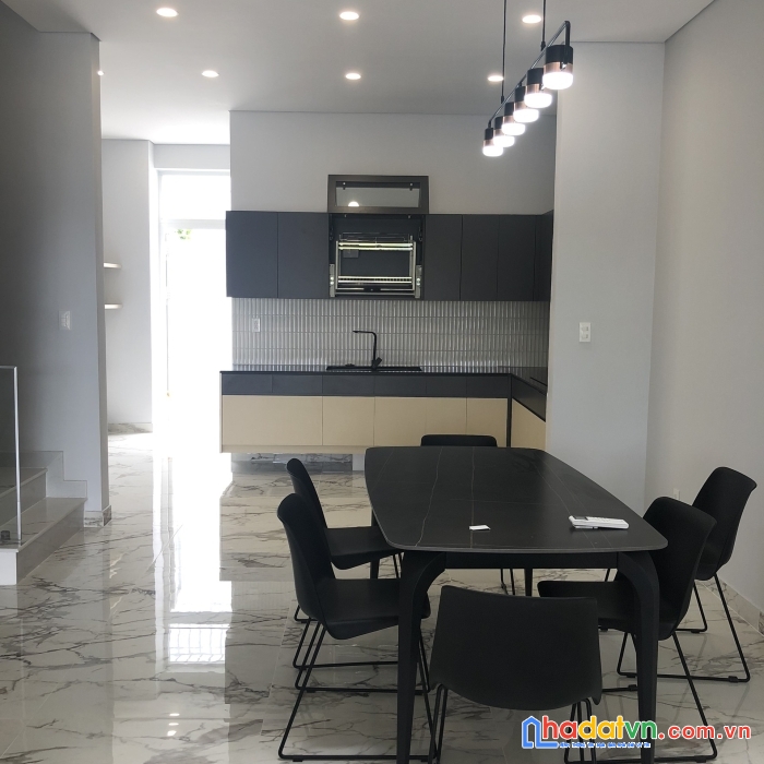 Bán nhà phố 1 trệt 2 lầu tiêu chuẩn nhật bản, cách quốc lộ 51 50 m, kdc an thuận, long thành, đồng
