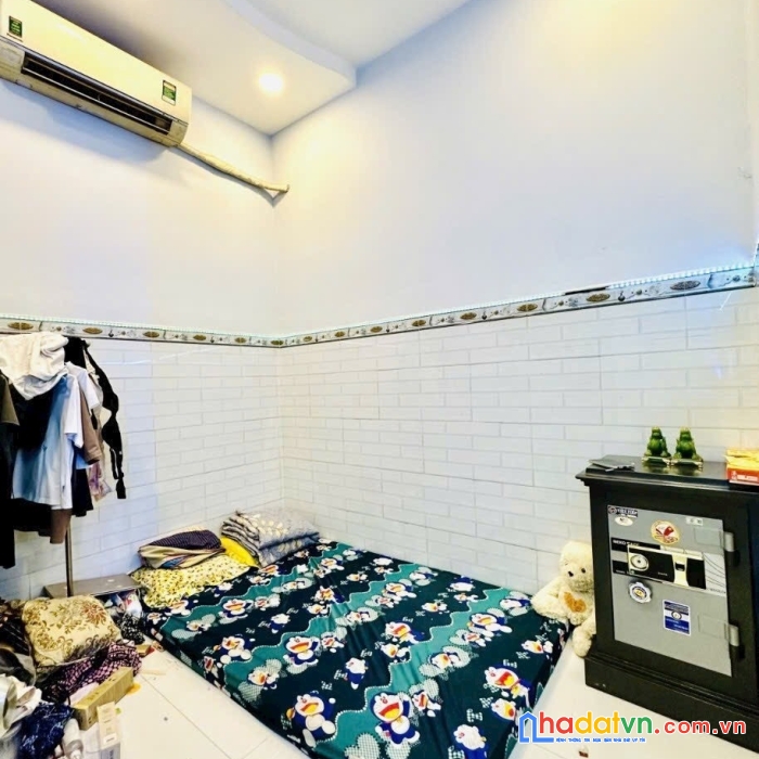 Bán gấp nhà nhà hẻm nở hậu lạc long quân, p.3, quận 11 với 6.5 tỷ