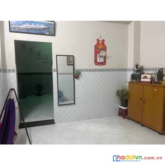 Gấp bán nhà có thông số đẹp ngang 4m nở hậu 4.2mx15m p4 gò vấp giá 5.7 tỷ.