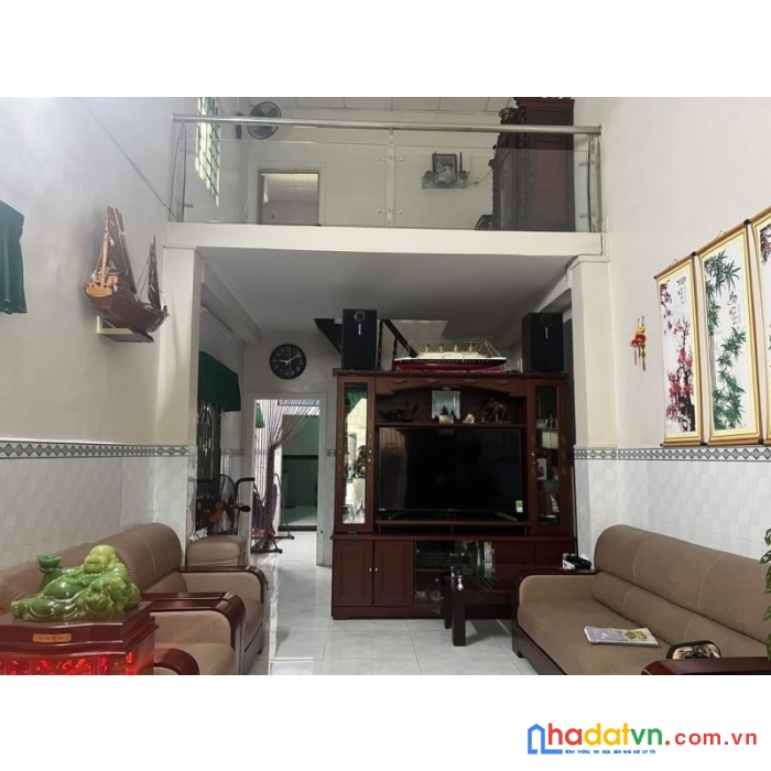 Gấp bán nhà có thông số đẹp ngang 4m nở hậu 4.2mx15m p4 gò vấp giá 5.7 tỷ.
