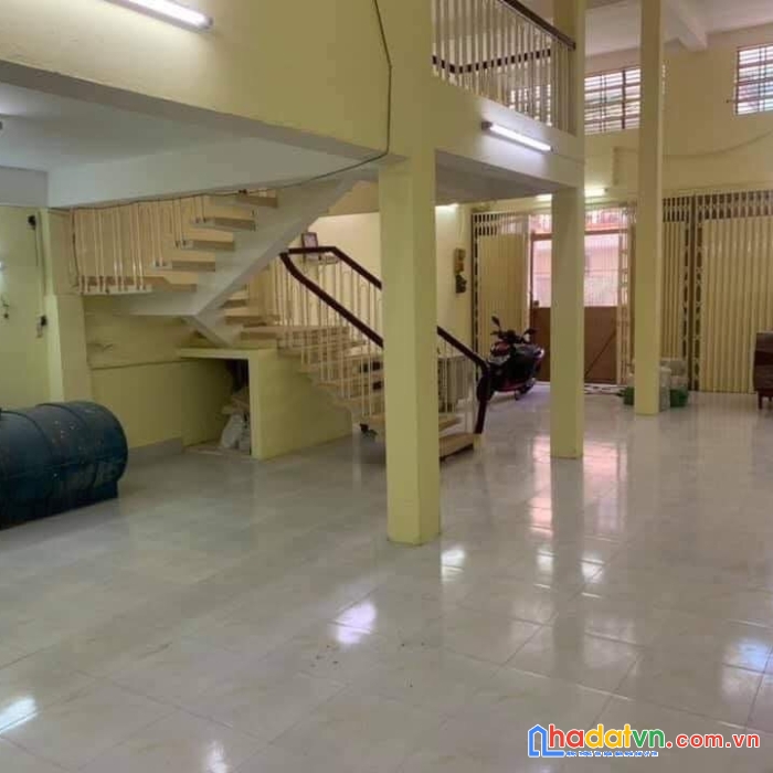 Định cư nước ngoài cần bán gấp biệt thự lạc long quân, p.10, quận 11