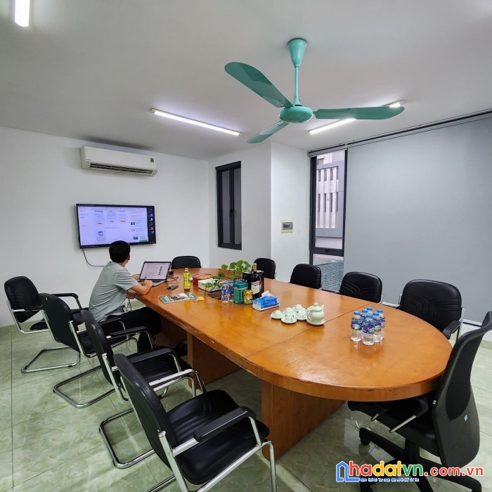 Bán nhà hai bà trưng, mặt phố ngô thì nhậm 125m 6t mt5.5m 100 tỷ, vỉa hè rộng, kd đỉnh, ô tô dừng đỗ