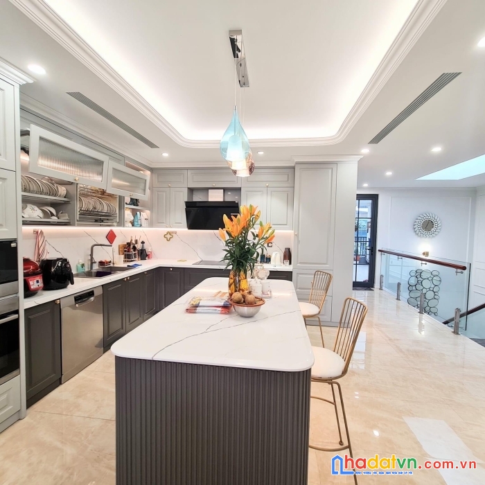 Bán nhà lương khánh thiện 72m 5t 10.7 tỷ. nhà mới, ô tô, 6 ngủ full đồ