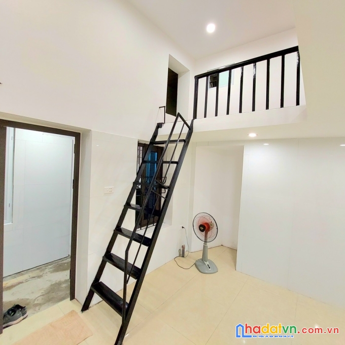 Bán căn hộ tập thể tầng 1 ở lê duẩn, phường cửa nam.