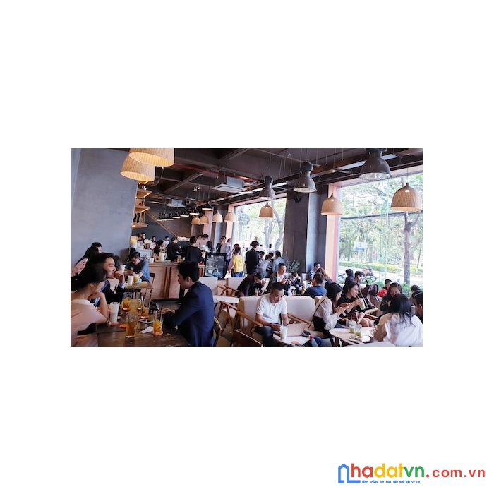 Nhà mặt phố giang văn minh, ba đình, mặt tiền 17m 5t, lô góc, kd tốt