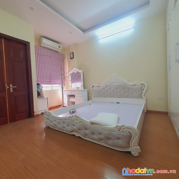 Bán nhà ngõ 622 minh khai 46m 4t 4pn 4.45 tỷ, full nội thất, hàng xóm time city