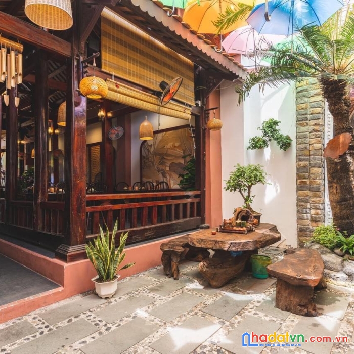 Bán đất tặng nhà hàng khu sầm uất gần biển nha trang dã tượng lh 0985451850