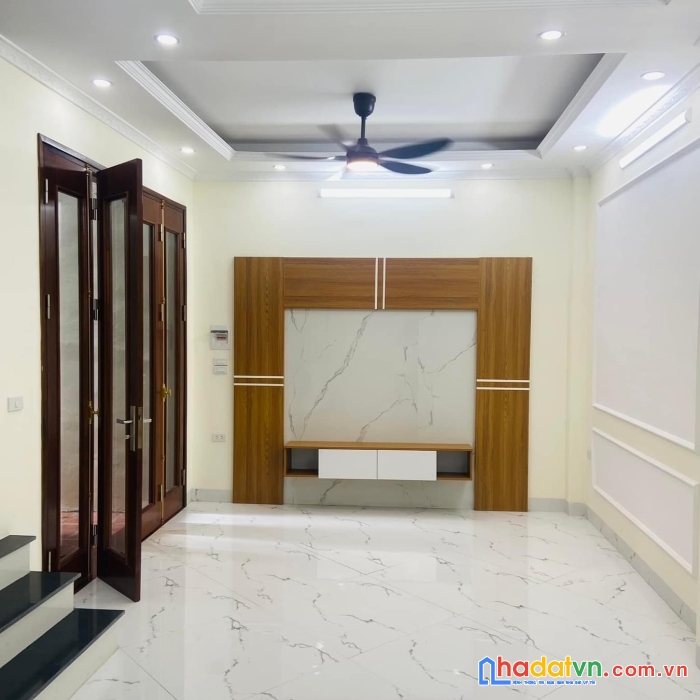Bán nhà minh khai 56m 5t 4.8 tỷ, nhà mới, ngõ thông, gần times city