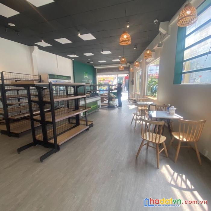 Siêu phẩm 275.5m2 căn góc 2 mt lạc long quân, p10, quận tân bình.