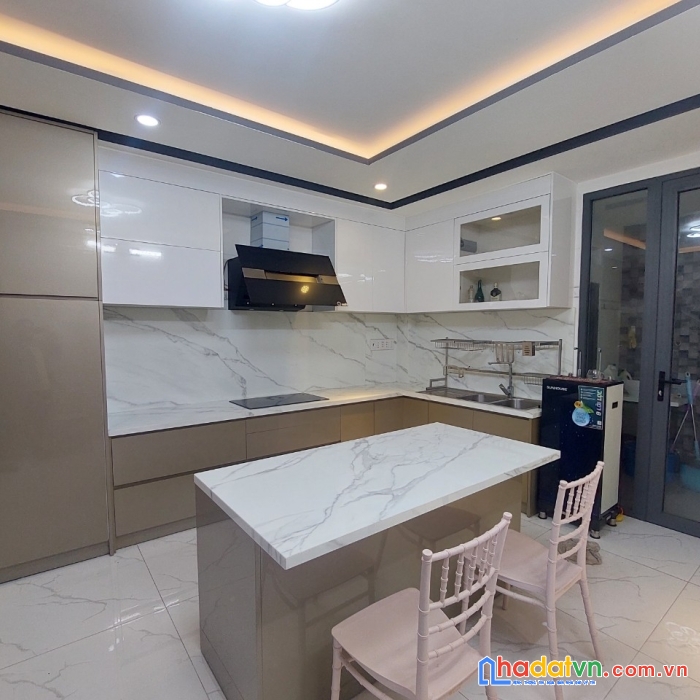 Bán gấp nhà hxh đường lê văn quới, btđ a, bình tân