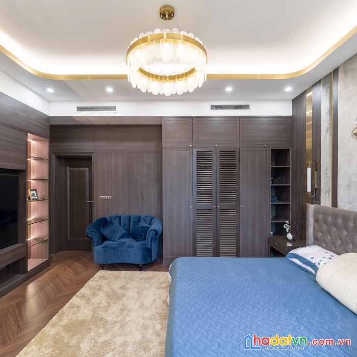 Bán nhà hồ đền lừ 70m 5t 7.8 tỷ view hồ, nhà mới, nội thất xịn, ô tô đỗ cửa.