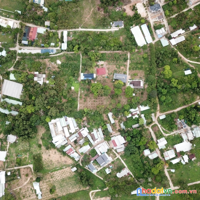 Cần bán mảnh đất 950m rẻ nhất khu vực đường bào phú quốc