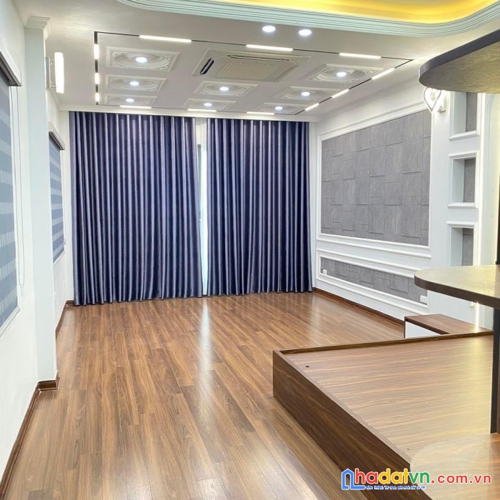 Bán nhà gấp minh khai. ô tô, kinh doanh. 5 tầng thang máy. 50m cực hiếm 6.5 tỷ