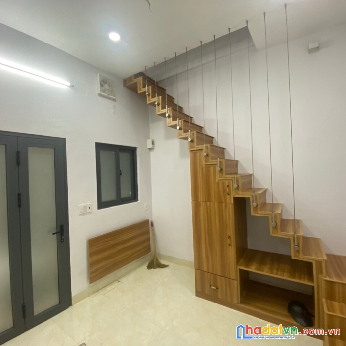 Bán gấp nhà hẻm đường hoà hảo, p5, quận 10 chỉ với 2.2 tỷ