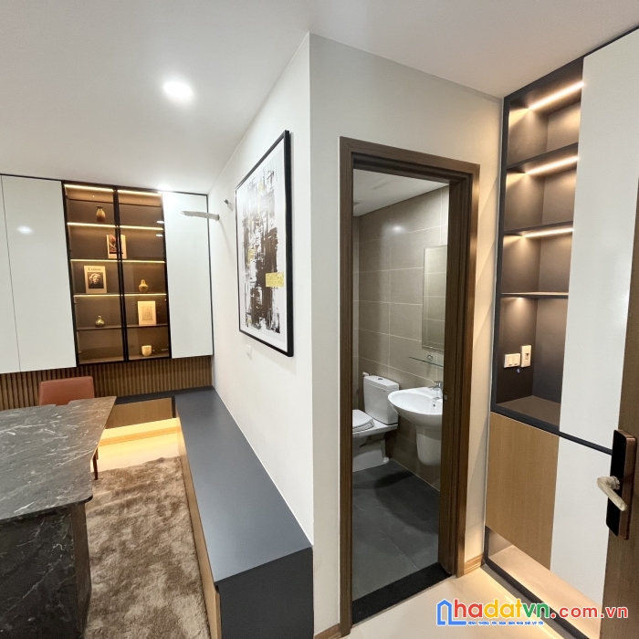 Bán căn hộ 3 ngủ 93m2 tại hoàng mai, full nội thất liền tường, 3,4 tỷ, 0392.94.24.94