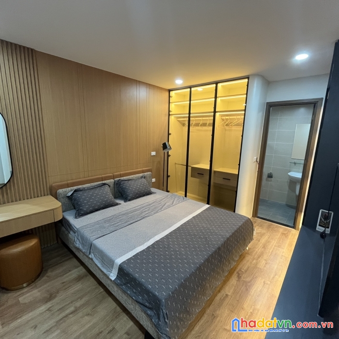 Bán căn hộ 3 ngủ 93m2 tại hoàng mai, full nội thất liền tường, 3,4 tỷ, 0392.94.24.94