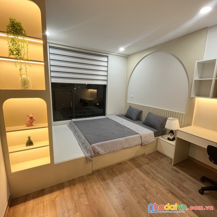 Bán căn hộ 3 ngủ 93m2 tại hoàng mai, full nội thất liền tường, 3,4 tỷ, 0392.94.24.94