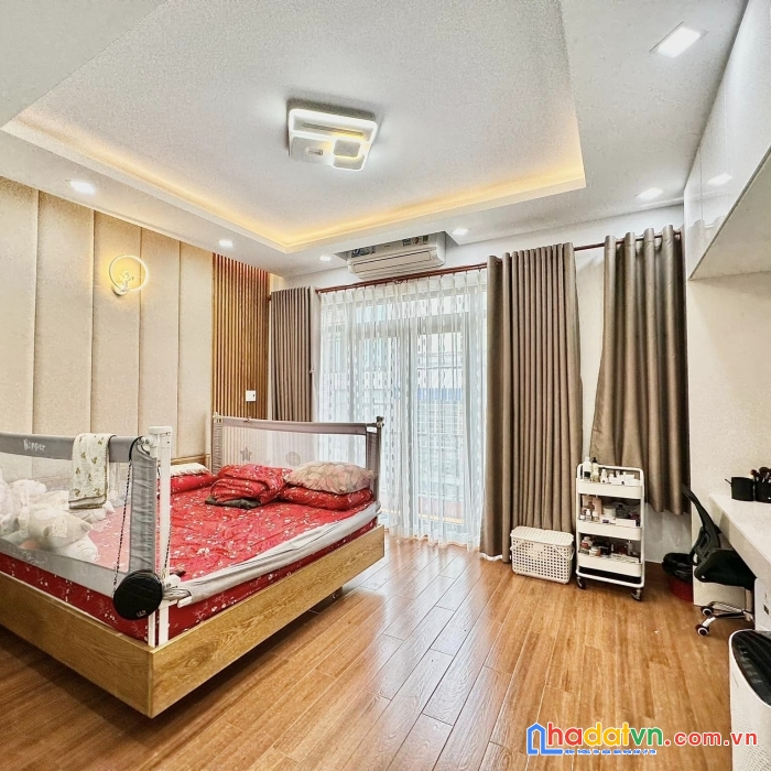 Bán nhà riêng 50m2 4 tầng lãnh binh thăng quận 11 nhỉnh 5 tỷ