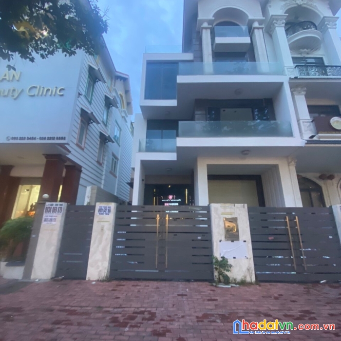 Bán gấp nhà 200m2 mặt tiền nguyễn thị thập, khu dân cư him lam, p.tân hưng, quận 7