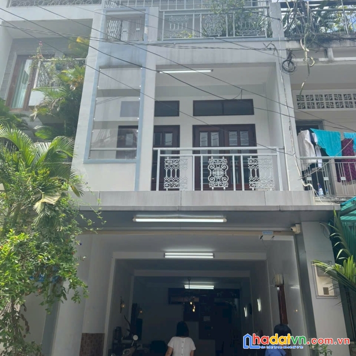 Bán nhà riêng 80m2 3 lầu lê đại hành quận 11 nhỉnh 9 tỷ