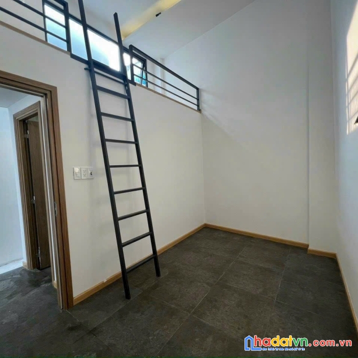Bán nhà ngay chợ bình triệu,shr hoàn công đầy đủ chỉ 3,2 tỷ tl
