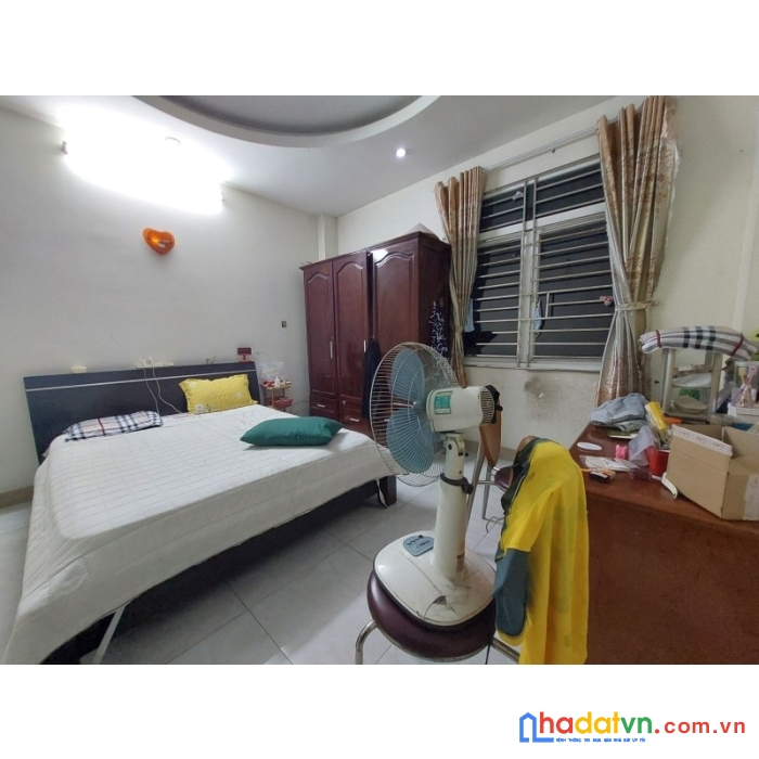 Bán nhà 90m2, 5 tầng, 4.4m x 20m trung chánh hóc môn giá 6 tỷ