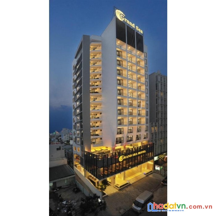 Tôi cần nhượng lại khách sạn tại đà nẵng 520m2 16 tầng đang cho thuê 11 tỷ/năm