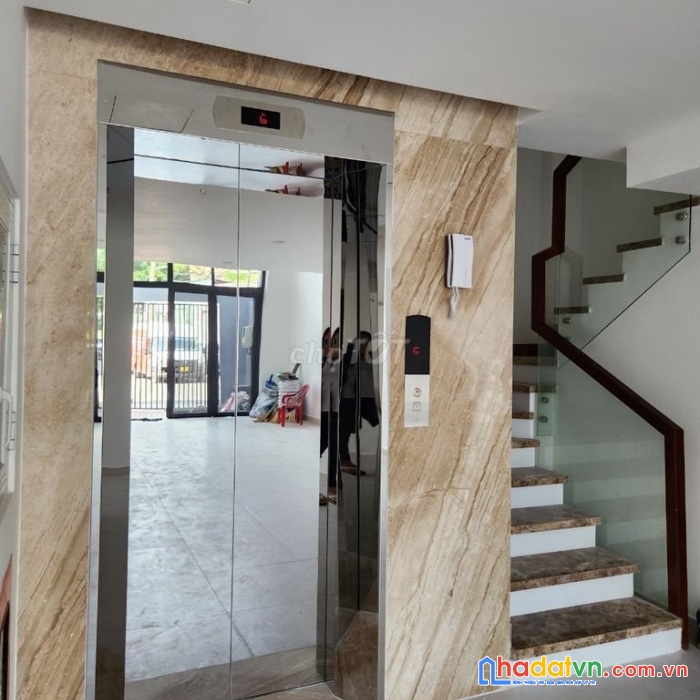 Chỉ 24.5 tỷ - sở hữu ngay toà nhà vp có sẵn dòng tiền 65tr/tháng. mt nguyễn văn nguyễn, quận 1